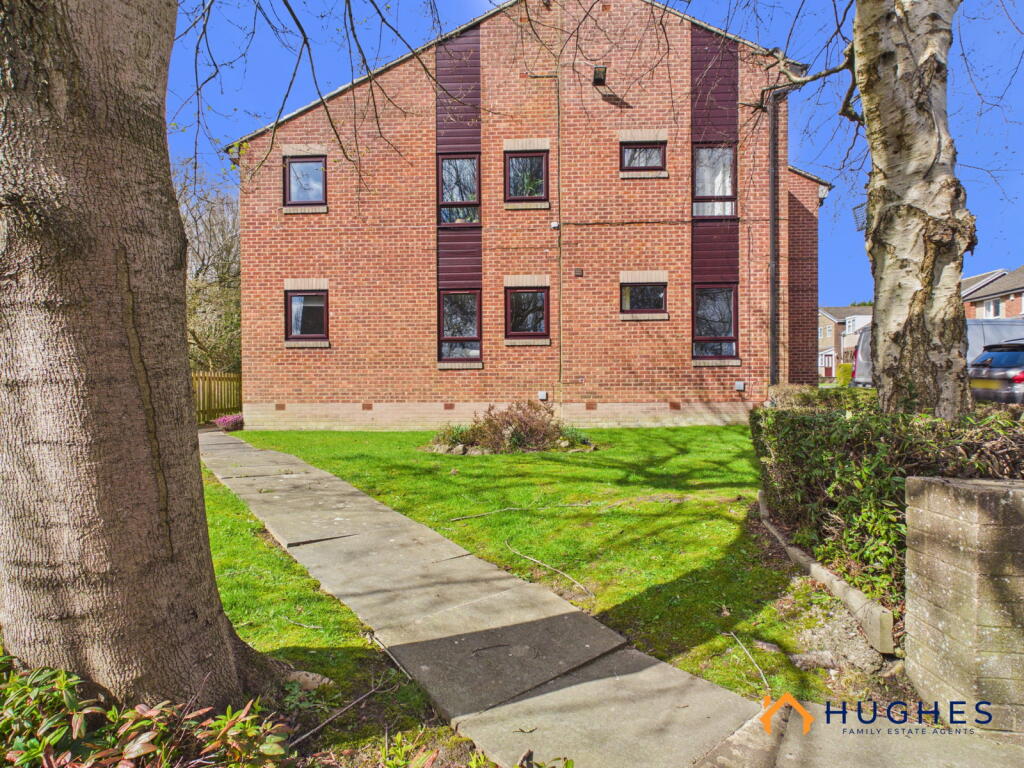 Anvil Close — first-floor apartment — photograph 1