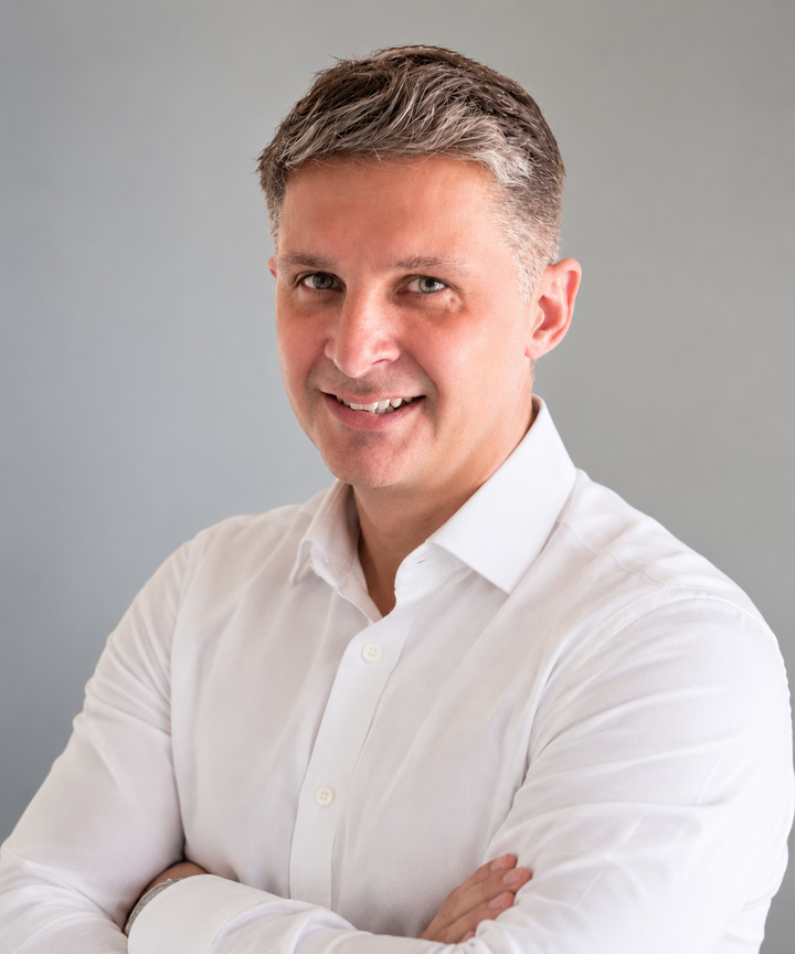 Owen Dickinson, Legal & Housing Support